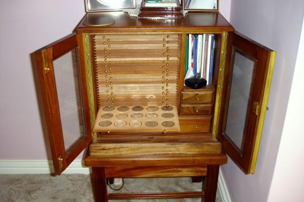 cabinet002.thumb.jpg.1b991d74e3ec6c8a4a2